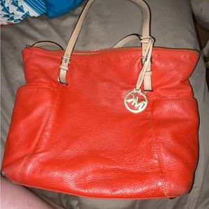 Michael Kors, coral purse